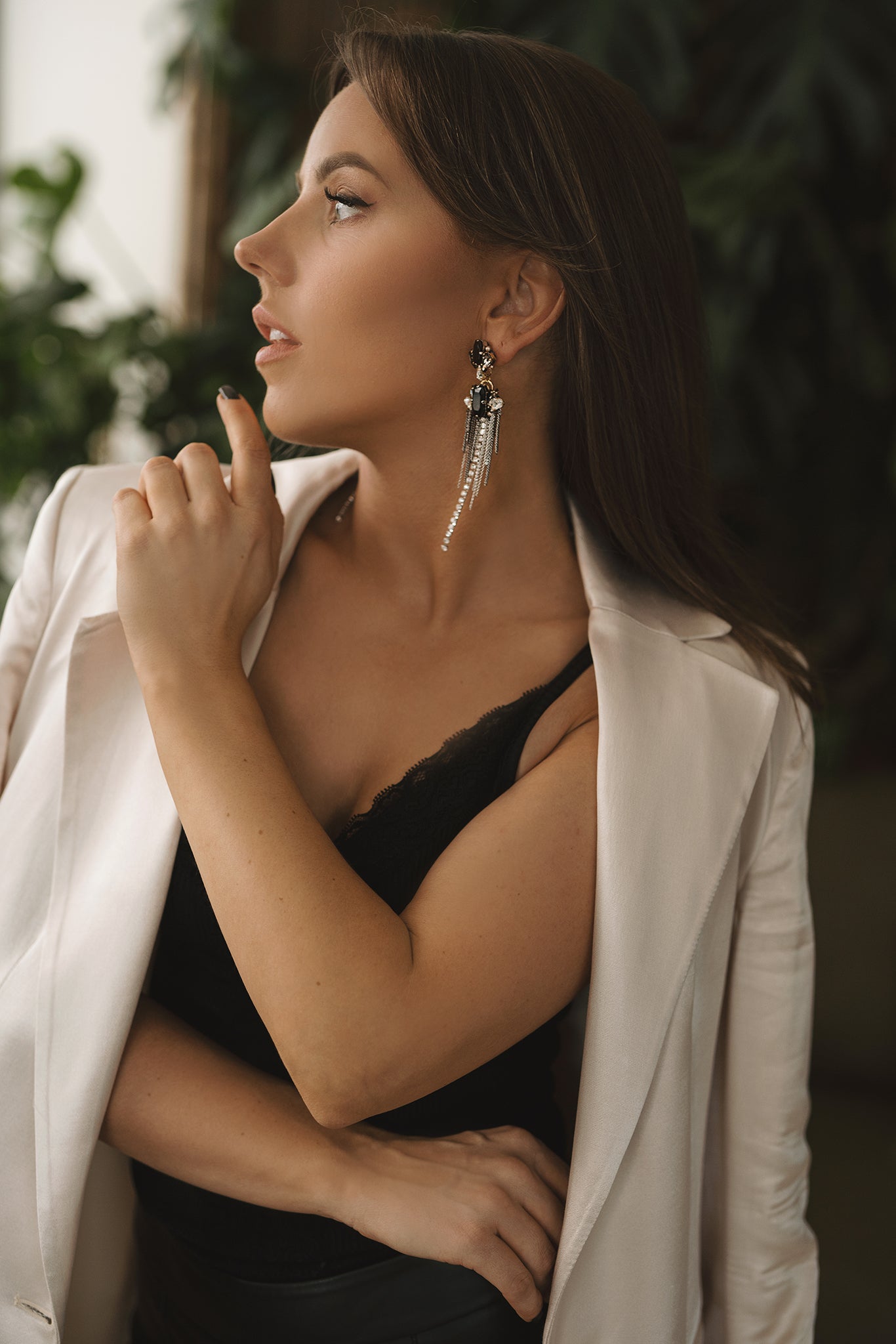 JUODI AUSKARAI SU GRANDINĖLĖMIS CLAUDIA